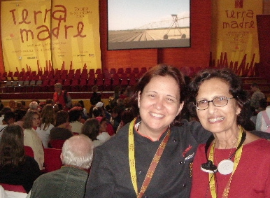 Chef Teresa Corção e Margarida Nogueira no Terra Madre 2006 - Foto: Roberta Sá
